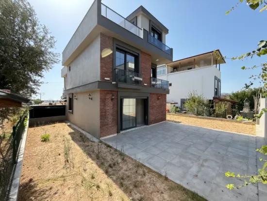 3 1 Villas With Zero Large Garden For Sale In Seferihisar Ürkmez