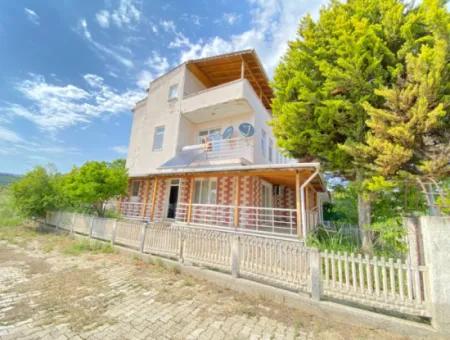 3 1 Summer House For Sale With Large Garden In Doganbey, Seferihisar