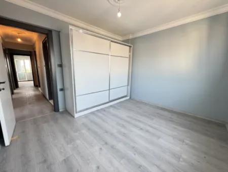 Wide Affordable Price With Elevator For Sale In Seferihisar Ürkmez 3 1 Apartment