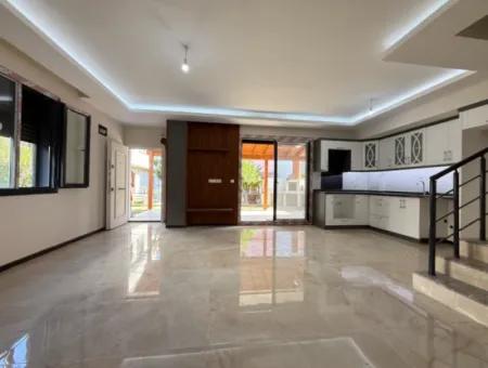 3 In 1 Villa With Zero Garden For Sale Near The Sea In Doganbey, Seferihisar