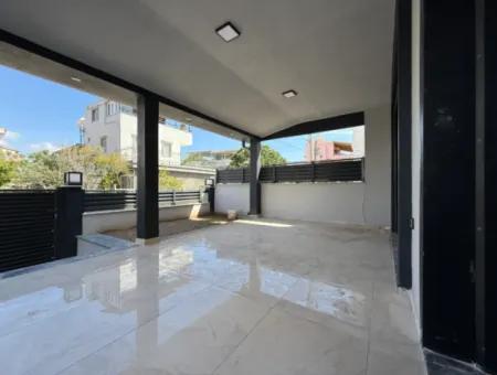 Single Detached Brand New 3 1 Villa With Large Garden For Sale In Seferihisar Doğanbey