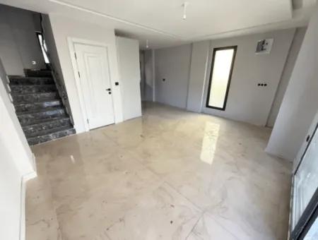Single Detached Brand New 3 1 Villa With Large Garden For Sale In Seferihisar Doğanbey