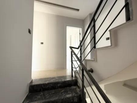 Single Detached Brand New 3 1 Villa With Large Garden For Sale In Seferihisar Doğanbey