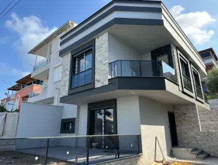 Luxury 3 1 Duplex Villa For Sale In The Center Of Seferihisar Ürkmez