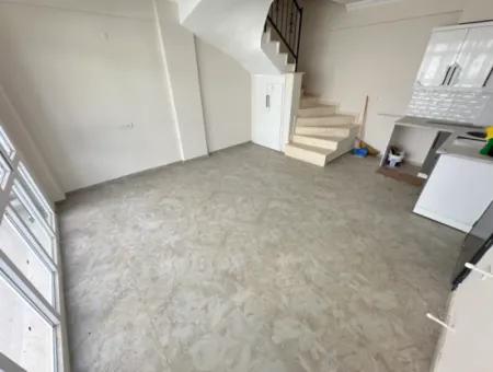 2 1 Villa With Zero Garden For Sale In Seferihisar Doganbeypayamli