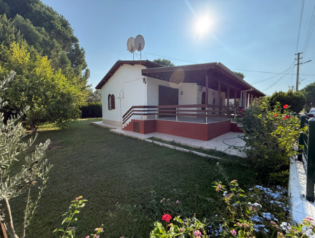 Seferihisar Doğanbey Single Storey Detached On The Sea Side 2 1 240 Meters² Summer House In A Garden