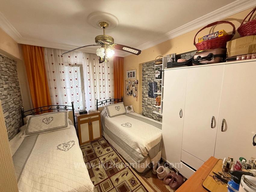 Продается Квартира 2+1 В Центре Сеферихисар-Юркмез, 80М2, 200М От Моря.