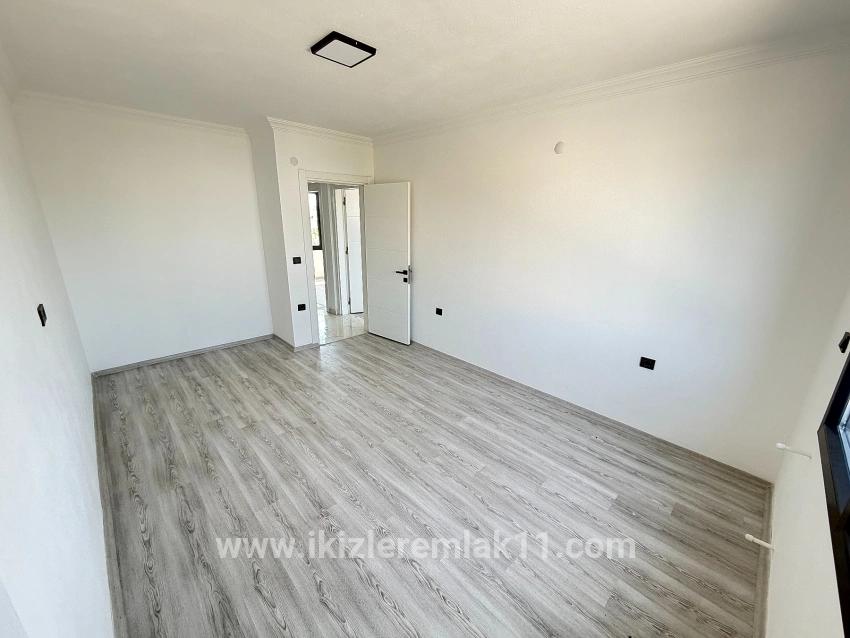 Для продажи Вилла 3+1 в Cumhuriyet Seferihisar Doğanbey - 220 m²