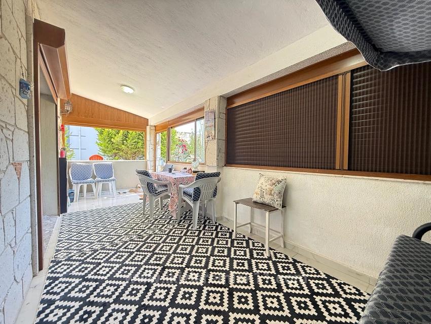 Продается Полностью Меблированная Вилла 2+1 С Садом В Доганбее, Сеферихисар.