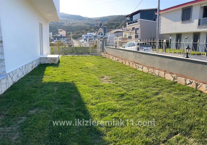 Для продажи Вилла 2+1 в Atatürk Seferihisar Doğanbey - 150 m²