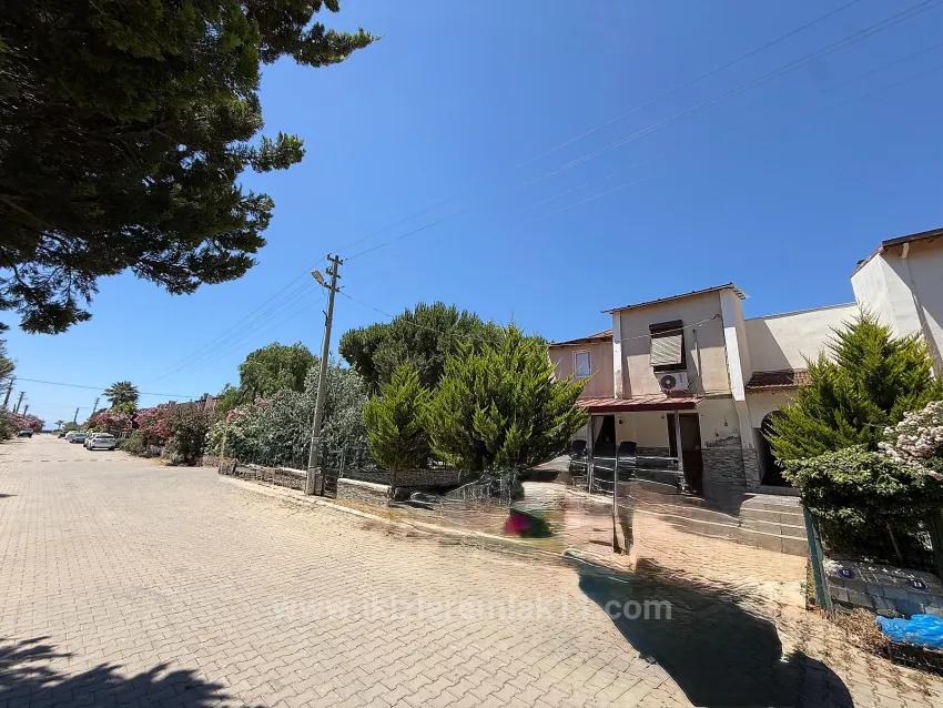 В Сефериисаре Doğanbey Продается 3+1 Вилла С Садом В 50М От Моря