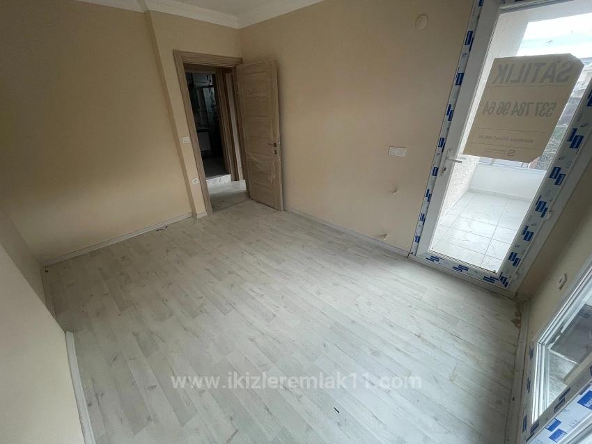 Для продажи Вилла 3+1 в Cumhuriyet Seferihisar Doğanbey - 175 m²