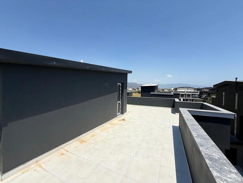 Вилла 2 + 1 С Отдельным Садом На Продажу В Сеферихисар Доганбей