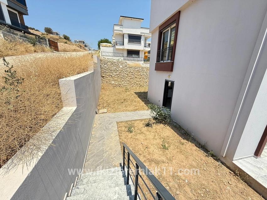 Для продажи Вилла 3+1 в Atatürk Seferihisar Doğanbey - 170 m²