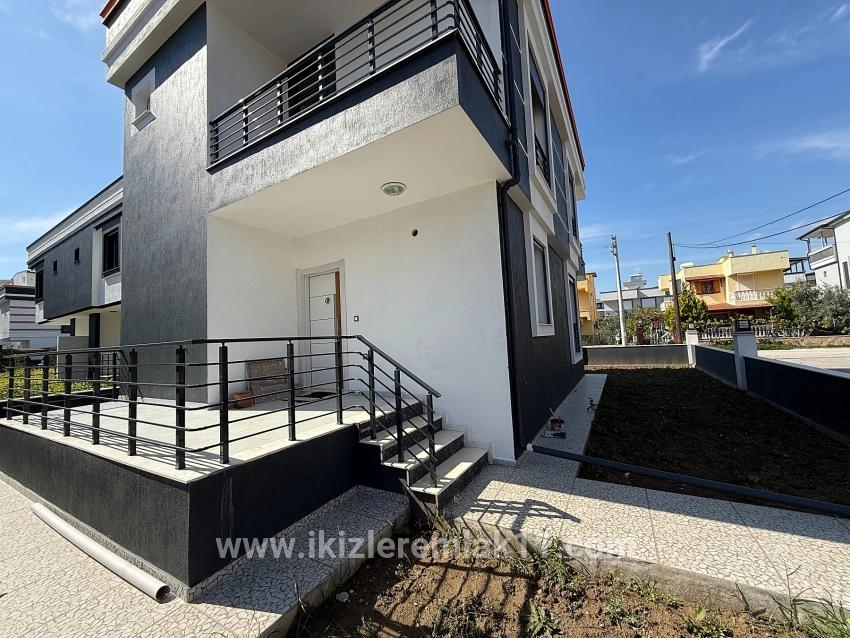 Для продажи Вилла 3+1 в Cumhuriyet Seferihisar Doğanbey - 300 m²