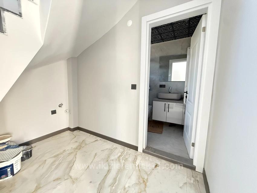 Угловая Вилла 3+1 С Видом На Море И Отдельной Кухней В Уркмезе