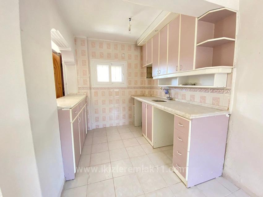 Продается 1+1 Со Стороны Моря В Сеферихисар-Юркмез. Квартира 85 М2