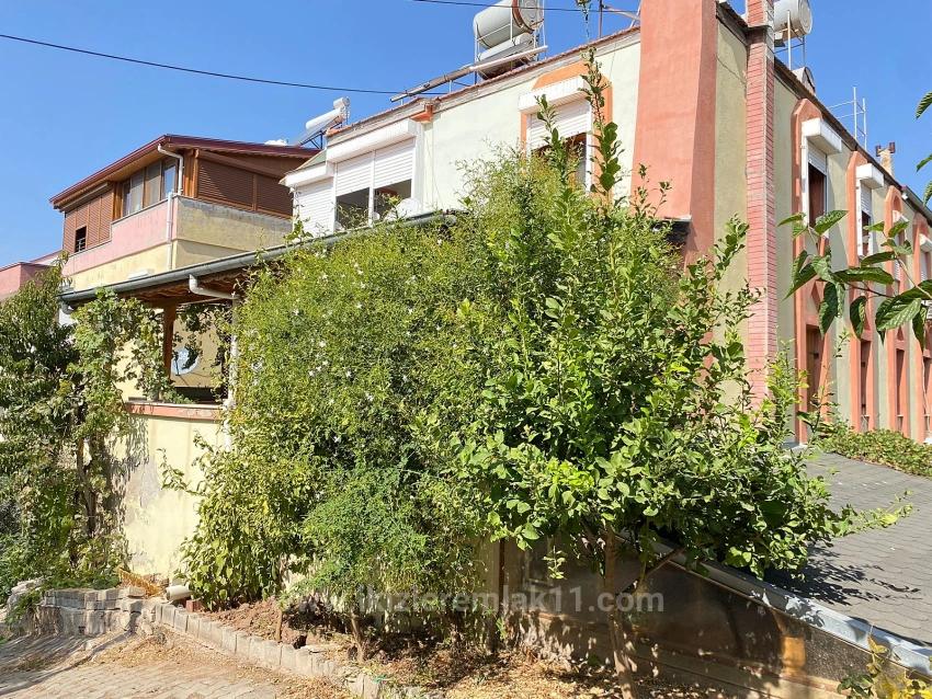 Продается 1+1 Со Стороны Моря В Сеферихисар-Юркмез. Квартира 85 М2