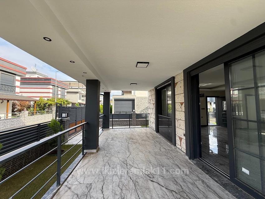 Совершенно Новая Роскошная Отдельная Вилла С Бассейном На Продажу В Сеферихисаре Доганбей