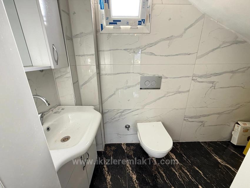 Новая Вилла 3 + 1 С Большим Садом На Продажу В Сеферихисар Доганбей