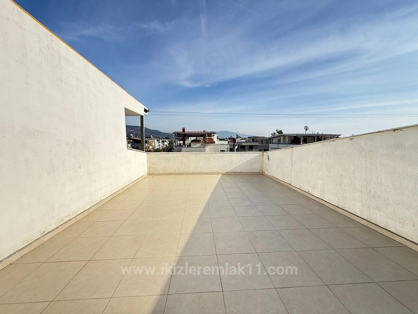 Продается Новая Двухэтажная Вилла/Летний Дом С 3 Спальнями И 1 Ванной Комнатой В Доганбее, Сеферихисар.