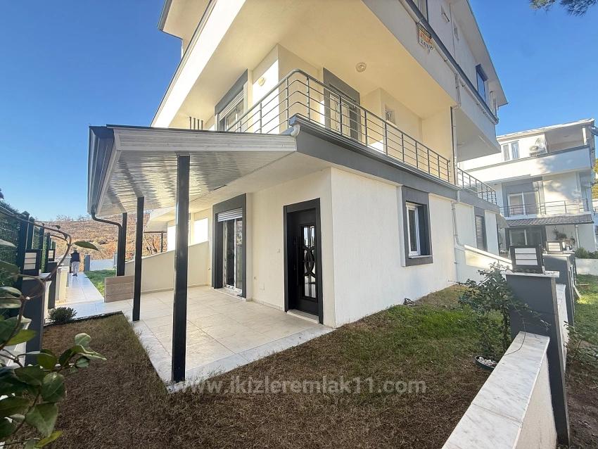 Для продажи Летний 2+1 в Payamlı Seferihisar Doğanbey - 145 m²