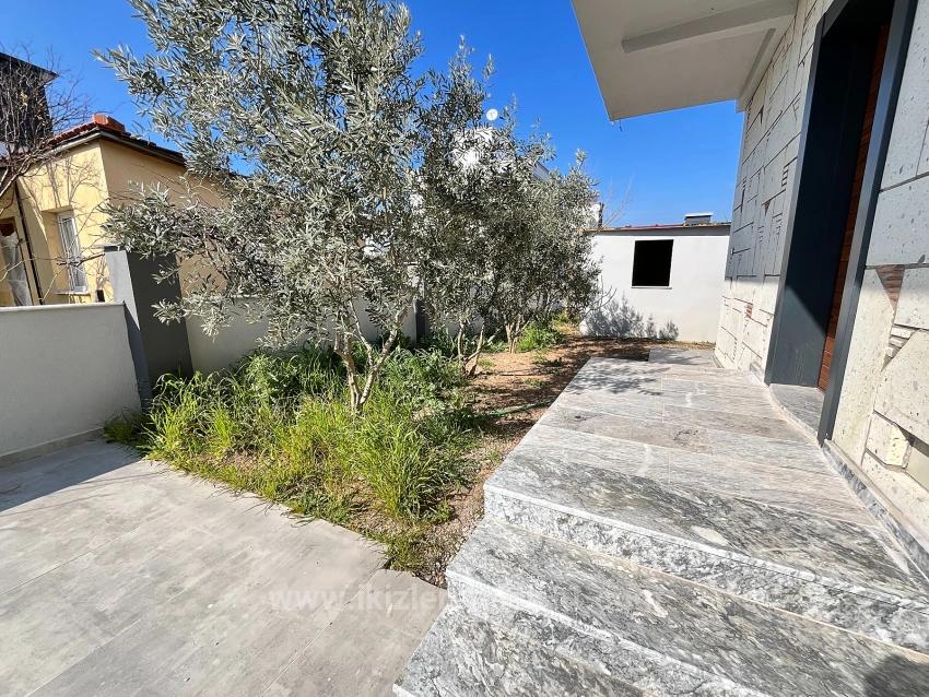 Продается Новая Просторная Отдельно Стоящая Вилла С 3 Спальнями И 1 Ванной Комнатой В Уркмез Доганбей.