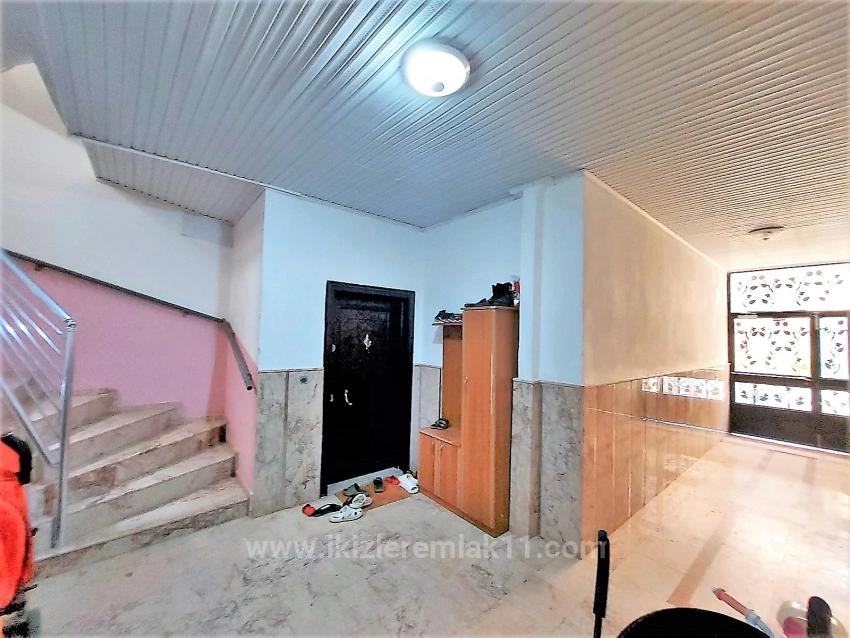 Продажа Квартиры 2+1 В Районе Сеферихисар-Юркмез, Отдельная Кухня