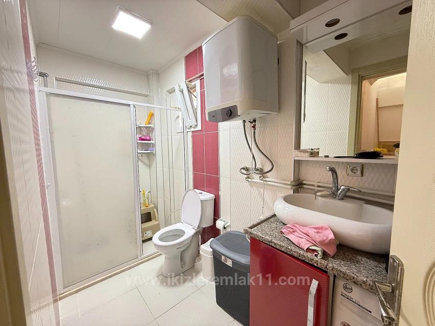 Для продажи Семейный дом 5+1 в Cumhuriyet Seferihisar Doğanbey - 200 m²