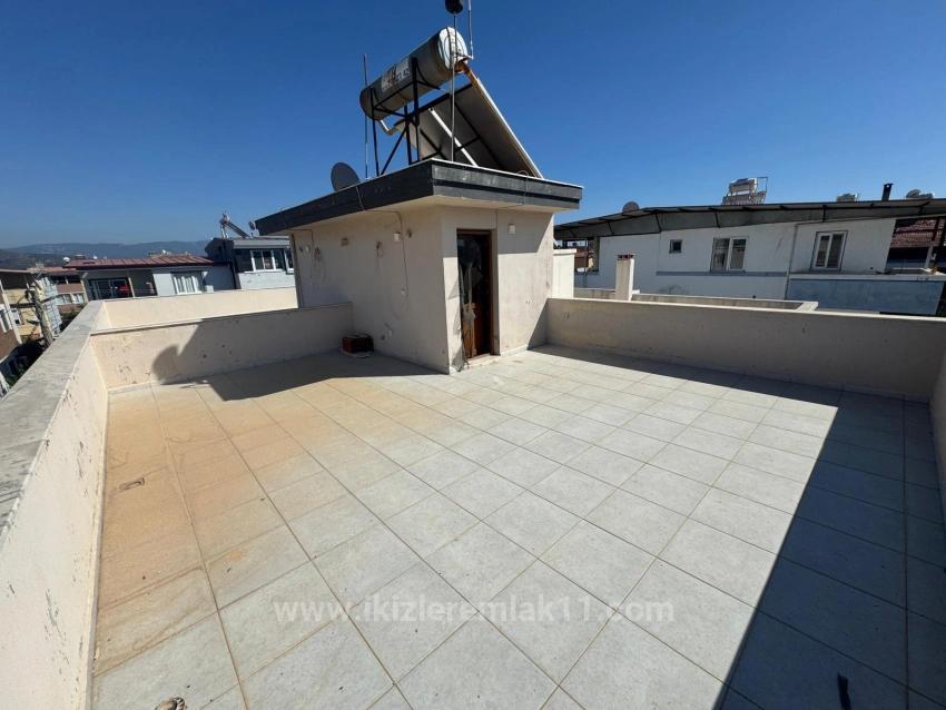 Дуплекс 2+1 Летний Дом На Продажу В Центре Доганбей, Сеферихисар