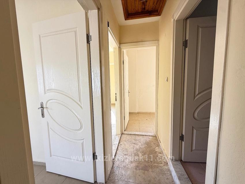 Для продажи Семейный дом 3+1 в Cumhuriyet Seferihisar Doğanbey - 240 m²