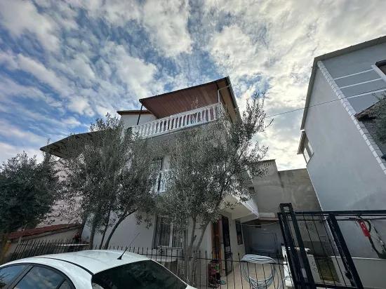 В Сеферихисаре Doğanbey Продается 4+1 Вилла В 500м От Моря