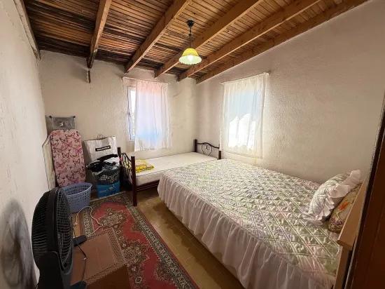 В Сефериисаре Doğanbey Продается 3+1 Вилла С Садом В 50м От Моря
