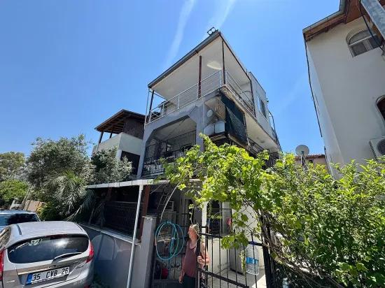 В Doğanbey Продажа Средний Этаж 2+1 Морская Сторона 70 Метр² Квартира