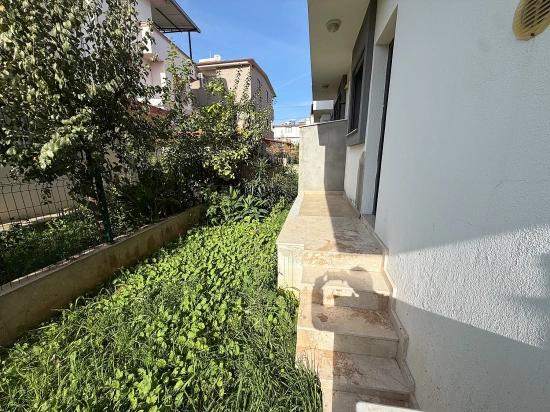 Продается Новая Двухэтажная Вилла/Летний Дом С 3 Спальнями И 1 Ванной Комнатой В Доганбее, Сеферихисар.