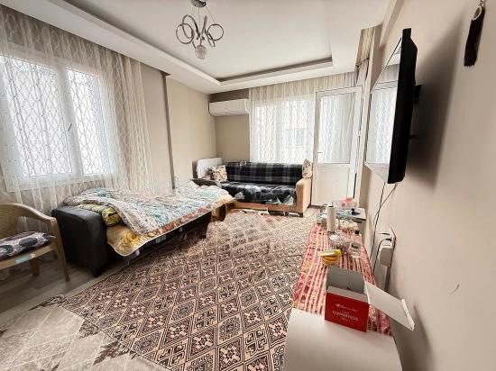 Квартира 2+1 На Продажу На Среднем Этаже В Центре Юрмез, Чеферихисар