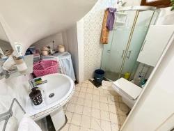 Для Продажи Семейный Дом 4+1 в Cumhuriyet Seferihisar Doğanbey - 300 m²