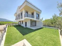 Для Продажи Семейный Дом 4+1 в Gümüldür İnönü Menderes Gümüldür - 160 m²