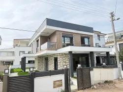 Для продажи Летний 3+1 в Cumhuriyet Seferihisar Doğanbey - 180 m²