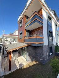 Продается Совершенно Новая, Просторная Отдельно Стоящая Вилла С 4 Спальнями И 1 Ванной Комнатой В Доганбее, Сеферихисар.