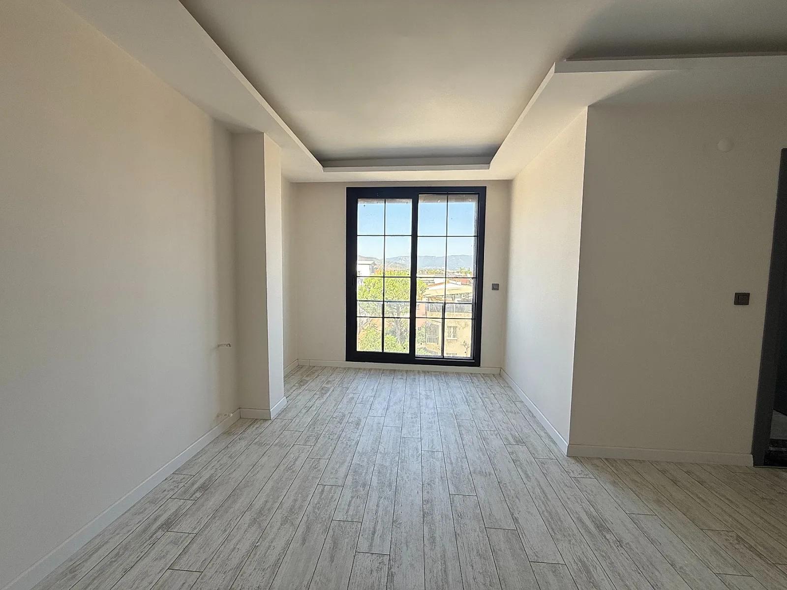 Seferihisar Doğanbey'de Satılık 1+1 Deniz Tarafında Satılık Daire