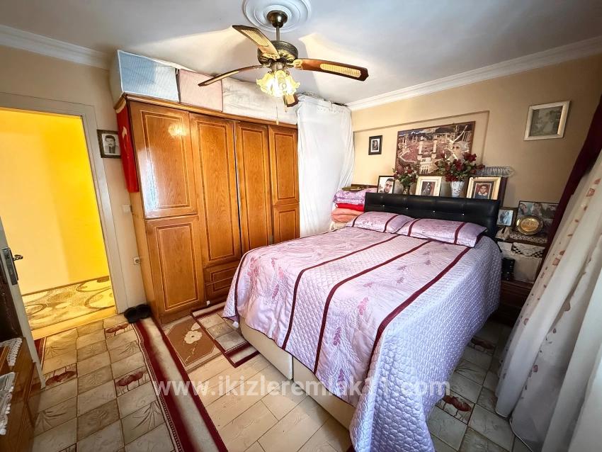 Seferihisar Ürkmez Mersin Alanı Mah. Satılık 2+1 Daire - 90 m²