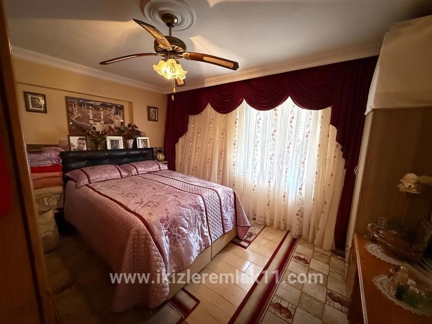 Seferihisar Ürkmez Mersin Alanı Mah. Satılık 2+1 Daire - 90 m²