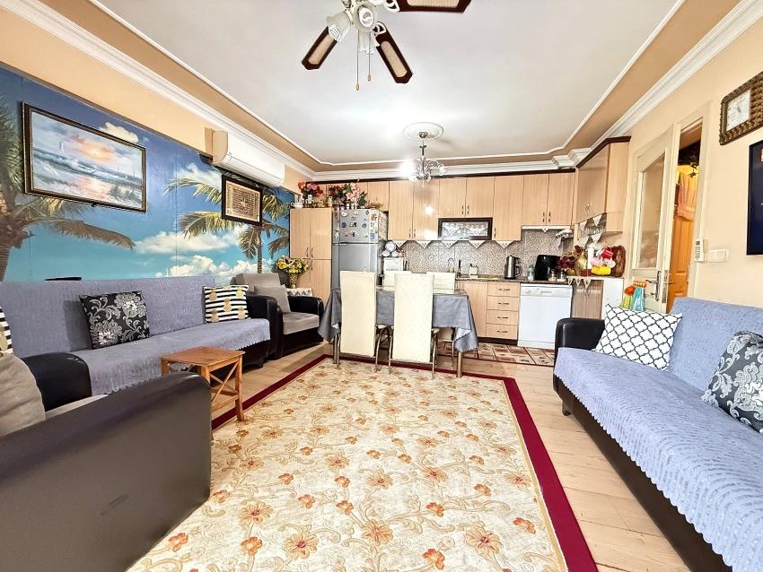 Seferihisar Ürkmez Merkez'de Satılık 2+1 Daire 80M2 Denize 200M