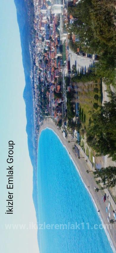 Seferihisar Ürkmez Merkez'de Satılık 2+1 Daire 80M2 Denize 200M