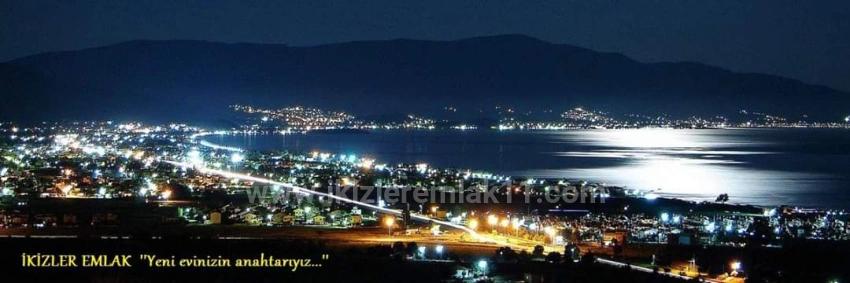 Seferihisar Ürkmez Merkez'de Satılık 2+1 Daire 80M2 Denize 200M