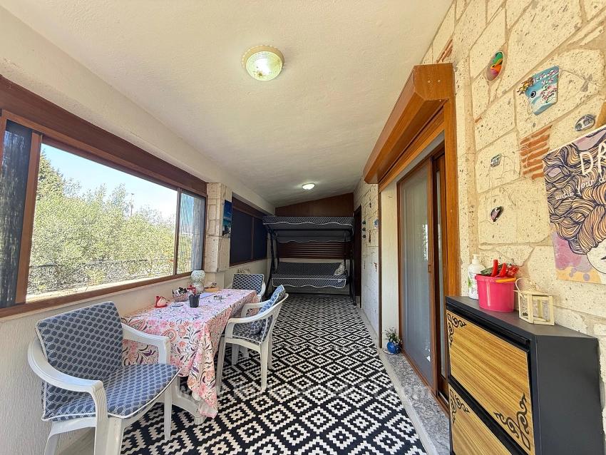 Seferihisar Doğanbey'de Satılık 2+1 Bahçeli Full Eşyalı Villa