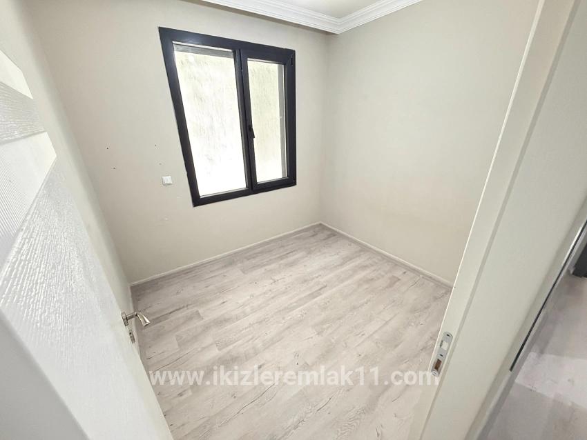 Seferihisar Ürkmez Bengiler Mah. Satılık 1+1 Daire - 75 m²