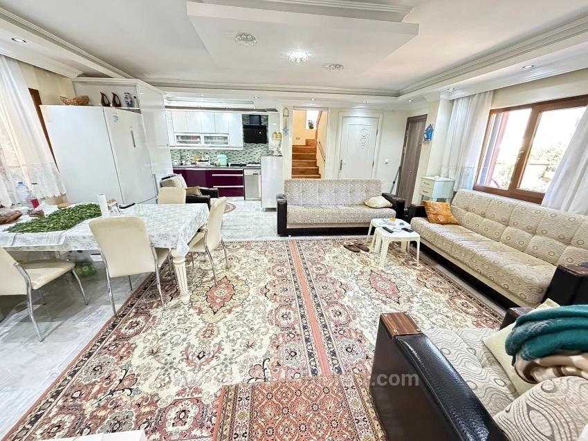 Seferihisar Doğanbey'de Satılık 4+1 Tek Müstakil Bahceli Villa