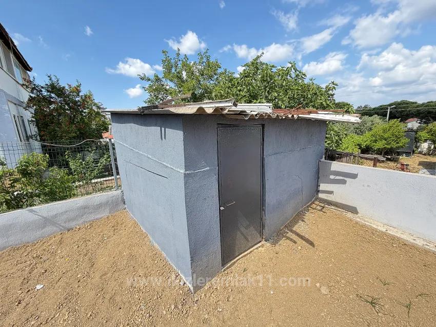 Doğanbeyde Denize Yakın 370 M2 Bahce Tek Müstakil 3+1 Villa